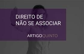 Todavia, na assembleia constituinte sobravam deputados e senadores que até pouco tempo tinham apoiado o regime militar. Artigo Quinto