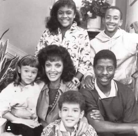 Bustin Loose TV Sitcom Series (1987-1988).