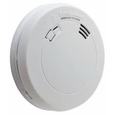 First alert is the retail brand of american safety equipment manufacturer brk brands, inc., established in 1976 and based in aurora, illinoi. First Alert 1039871 Photoelectric Smoke Detector Co Alarm 10 Year Battery Quantity 1
