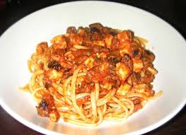 Pasta Al Ragu Di Pesce Spada E Melanzane Kitchen Stories Cibo Etnico Ragu Pesce