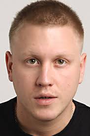 Андрей егоров, о смерти которого стало известно накануне, примерно неделю не выходил на напомним, что заслуженный артист рф скончался 17 июня. Andrej Kryzhnij Biografiya Filmografiya Fotografii Aktyora