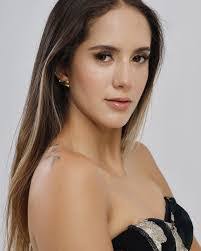 Jennifer Pedroza's Instagram, Twitter & Facebook