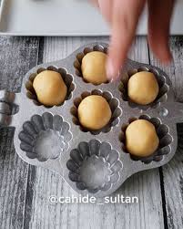Elektrik Faturasi Cok Gelince Ocak Ustu Tarifleri Daha Cok Yapar Oldum Bu Tartolet Kalibi Ocak Ustu Ici Mini Tatlilar Yiyecek Ve Icecek Kolay Yemek Tarifleri