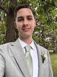 Kristen Eason's Instagram, Twitter & Facebook