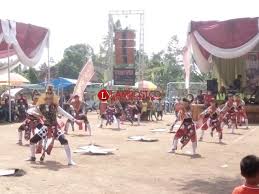 Klik «lihat dan unduh» lalu klik «png ukuran kecil». Pringsewu Gelar Festival Kuda Lumping Untuk Ketiga Kalinya