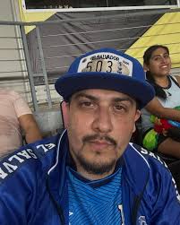 I was in the area and visited la comadre Ofelia Moreno aka La Doña. We're  going to eat Minnie the pig for the Fangz reunion 😁