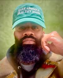 Because NO ONE should make greens in the bathtub. MAHA.