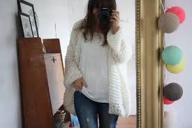 Gilet en acrylique au meilleur prix. Le Gros Gilet Blanc Oversize Pour Mes Jolis Momes Mais Pas Que