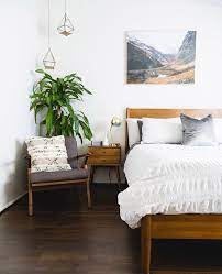 If you prefer a different approach, settle on a sectional. Pin By Rebecca Andrus On Home Home Decor Bedroom Modern Bedroom Set Mid Century Modern Bedroom