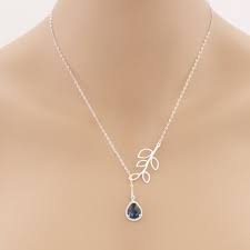 Blue Sapphire Lariat Leaf Necklace Sapphire Lariat Necklace Etsy Chaines En Argent Sterling Idees De Bijoux Bijoux De Saphir