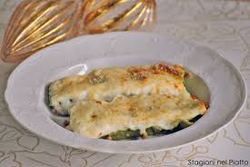 Cuocete per 15 minuti in forno statico preriscaldato a 180° e poi per 3 minuti azionando la funzione grill. Cannelloni Verdi Di Carne E Funghi Stagioni Nel Piatto