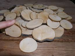 Prix des rondins autoclavés diam. Bricolage De Noel Boules De Noel En Bois Rondelles De Noel En Bois Gastronomie Recettes De Cuisine Et Traditions En Europe Information Et Tourisme Europeen