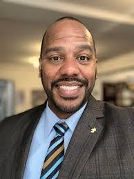 Emmanuel Griffin's Instagram, Twitter & Facebook