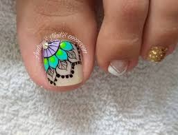 Las líneas en las uñas son positivas solo cuando están pintadas. Pin De Iriska Rom En Una Decoradas Disenos De Unas Atrapasuenos Arte De Unas De Pies Unas Pies Decoracion