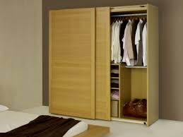 Hemnes kleiderschrank mit 2 schiebetüren. Massiver Kleiderschrank Im Schlafzimmer Die Beste Garderobe Aussuchen