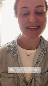 Jennifer Decoteau's Instagram, Twitter & Facebook