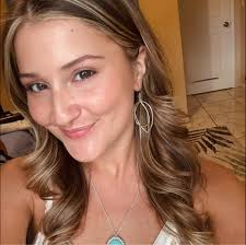 Who is a good hairdresser for blonde hair in St Augustine?