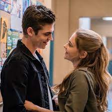 Whether you love a cliché plot, want to laugh until your stomach hurts, or want adventure and. Stream One Of These 25 Romantic Movies On Netflix For Your Next Zoom Date Romantic Movies On Netflix Romantic Movies Best Romantic Movies