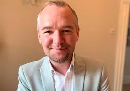 Former Stray FM presenter Nick Hancock joins Rombalds Radio for daily show 