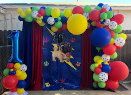J Rentals Decor On Instagram Puppy Dog Pals Balloon Garland With Banner Backdrop Bal Baby Boy 1st Birthday Party Puppy Birthday Parties 1st Boy Birthday