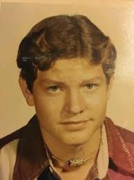 I guess there is still s few of us around that remember Harry Weeks, grader  operator 1st class. Passed away last week. A real nice guy. Regards to his  family