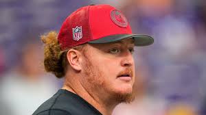 Tampa Bay Buccaneers center announces retirement