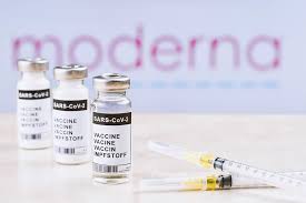 Die wirksamkeit des impfstoffs war laut moderna über alle altersgruppen, ethnien und geschlecht der studienteilnehmer hinweg ähnlich. Fda Scientists Recommend Moderna Vaccine News About Energy Storage Batteries Climate Change And The Environment