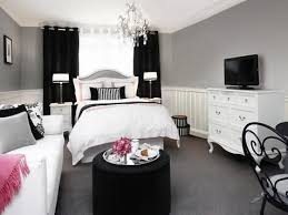 14 ideas for small bedroom decor hgtv small master bedroom design ideas small master bedroom design ideas 10 designs for small bedrooms hgtv. Small Bedroom Design Make The Most Of Your Space Apartment Decor Home Bedroom Design