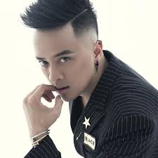 Cô ấy có tiền hay có người khác tặng thì đó cũng là việc của cô ấy, không liên quan cũng không ảnh hưởng gì đến mọi người xung quanh. Cao Thai Son Spotify