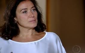 Teodora diz a Quinzé que o filho que ela espera não é dele