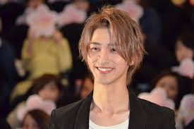 モクジ1 横浜流星という空手で世界一になった凄い若手俳優!1.1 横浜流星の空手の動きのキレの凄さが分かる動画。1.2 横浜流星がフット後藤に空手の上段回し蹴り（ハイキック）の動画。2 横浜流星の筋肉 Https Xn Gmqq4uh6guy8aj2b Com 10088