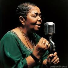 Stream Eva Bracamontes music