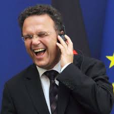 Contact lange haare on messenger. Irrtum Im Amt Politik