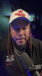 Robin Tilghman's Instagram, Twitter & Facebook