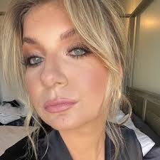 Nicole Maas (@nikkicole__)