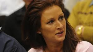 Sheriff punched, Loui's fiancé held