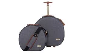 The Best Vintage Style Suitcases And Trunks Bags Travel Hat Travel Luggage Organization