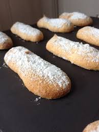 Biscuits A La Cuillere Maison Biscuit Cuillere Alimentation Biscuits