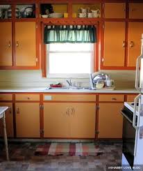 painting kitchen cabinets before & after
