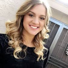 Amanda Kepner's Instagram, Twitter & Facebook