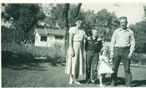 1950 S Black And White Family Photos 1950s American Family Tough Dad Boy In Cowboy Shirt Blue Jeans 50s Photo Black White Photograph Cowboys Shirt Photo Black Black White Photos
