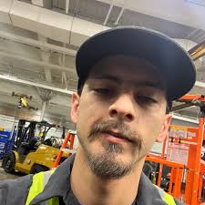 What are some things to do and ways to meet new people in Lexington,  Kentucky?