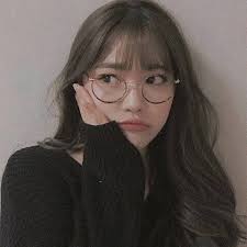 Within this board you will find some interesting pins such as aesthetic hairstyles female, aesthetic hairstyles art hoe, aesthetic hairstyles baddie, aesthetic hairstyles male, aesthetic hairstyles bandana, aesthetic hairstyles pigtails, aesthetic hairstyles curls, aesthetic hairstyles diy, aesthetic hairstyles natural, aesthetic. Ide Gaya Rambut Gadis Tumblr Dan Gadis Korea