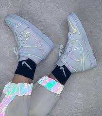 Air Jordan 1 Tie Dye White Black Aurora Green Epingle Sur Air Jordan 1