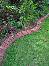 There are many creative and cheap landscape edging ideas that will attract you from the first. Landscape Edging Ideas Hgtv