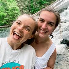 Madeline Baxter's Instagram, Twitter & Facebook