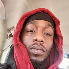 I don't know if anyone else follows this page or ever tried to join the  premium but please don't I repeat please don't do it as they are just a  scamming ass