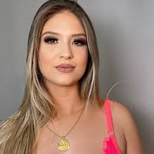 Ellen Renz| Maquiadora e Lash Designer💄