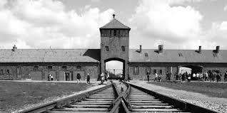 75 ans après la fin de la shoah, la figure du survivant, du témoin, est devenue plus que jamais un r. Cio Che E Accaduto Puo Di Nuovo Accadere La Shoah Memoria Di Shlomo Venezia Acli