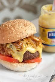 Jamie Oliver S Botham Burger Caramelized Onions And Curry Slathered Mayonnaise Atop A Thick Juicy Patty Yum It Boast Burger Recipes Recipes Beef Recipes